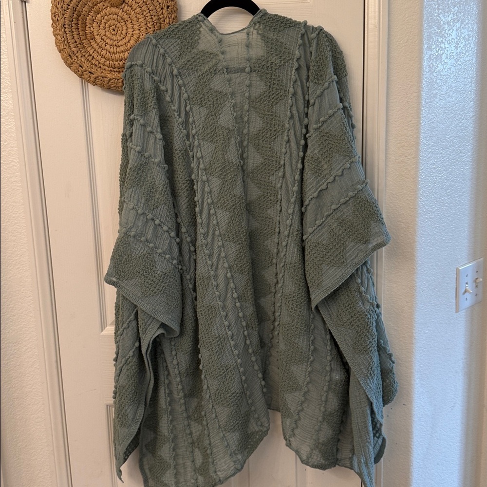 RESTOCKED Embroidered Soft
Bohemian oversized flowy duster cardigan - Picture 7 of 9